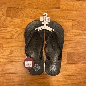 Women’s Black Flip Flops